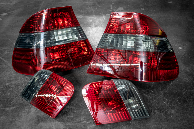 BMW E46 Sedan DEPO Smoked Red/Clear Tail Lights - 63216946533, 63216946534, 63216907945, 63216907946-Tail Lights-Depo-Garagistic