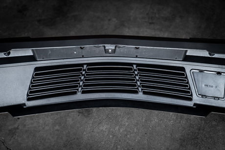 Mercedes W124 AMG Style Front Bumper - Aftermarket Replacement-Body Panels-Non-Garagistic Vendor-Garagistic