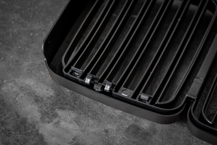 E30 Matte Black Kidney Grill - Aftermarket Replacement (51131945877)-Exterior-Garagistic-Garagistic