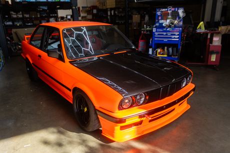 bmw e30 carbon fiber hood installed